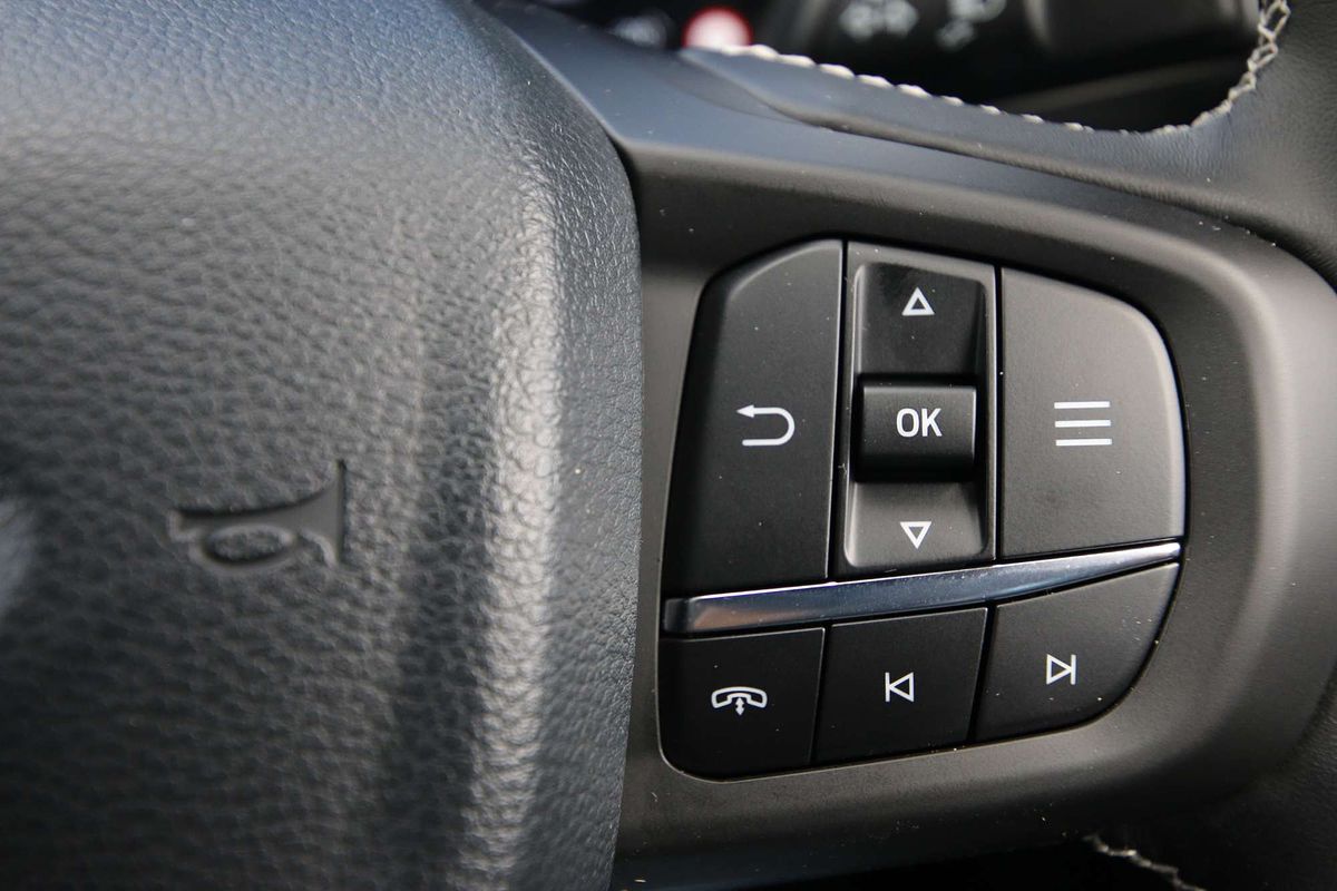 2024 Ford Everest Platinum
