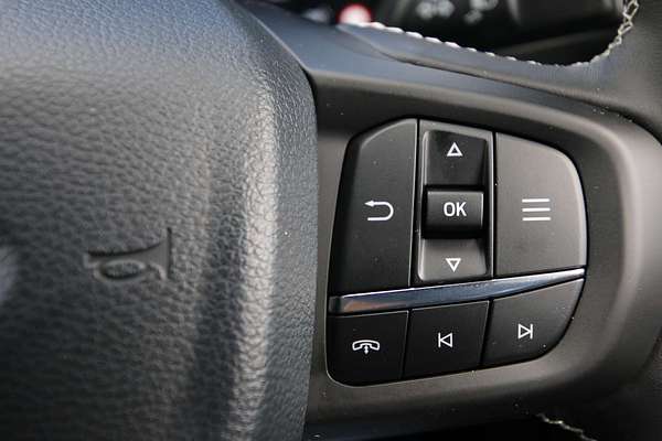 2024 Ford Everest Platinum
