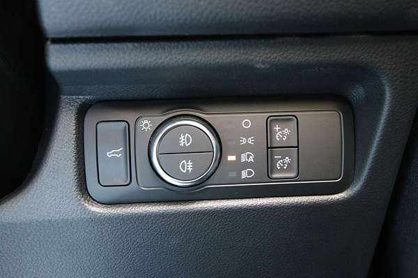 2024 Ford Everest Platinum