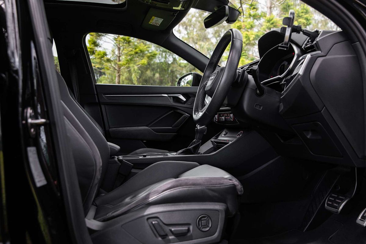 2021 Audi Q3 40 TFSI F3