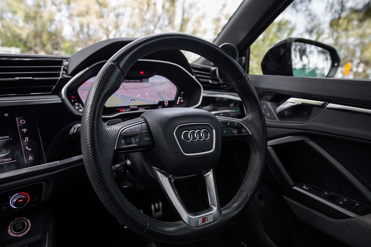 2021 Audi Q3 40 TFSI F3