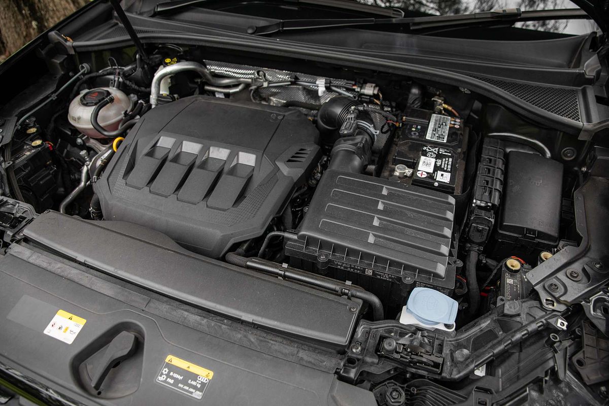 2021 Audi Q3 40 TFSI F3