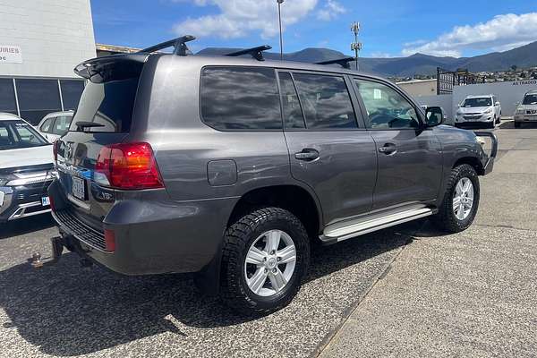2013 Toyota Landcruiser GXL VDJ200R