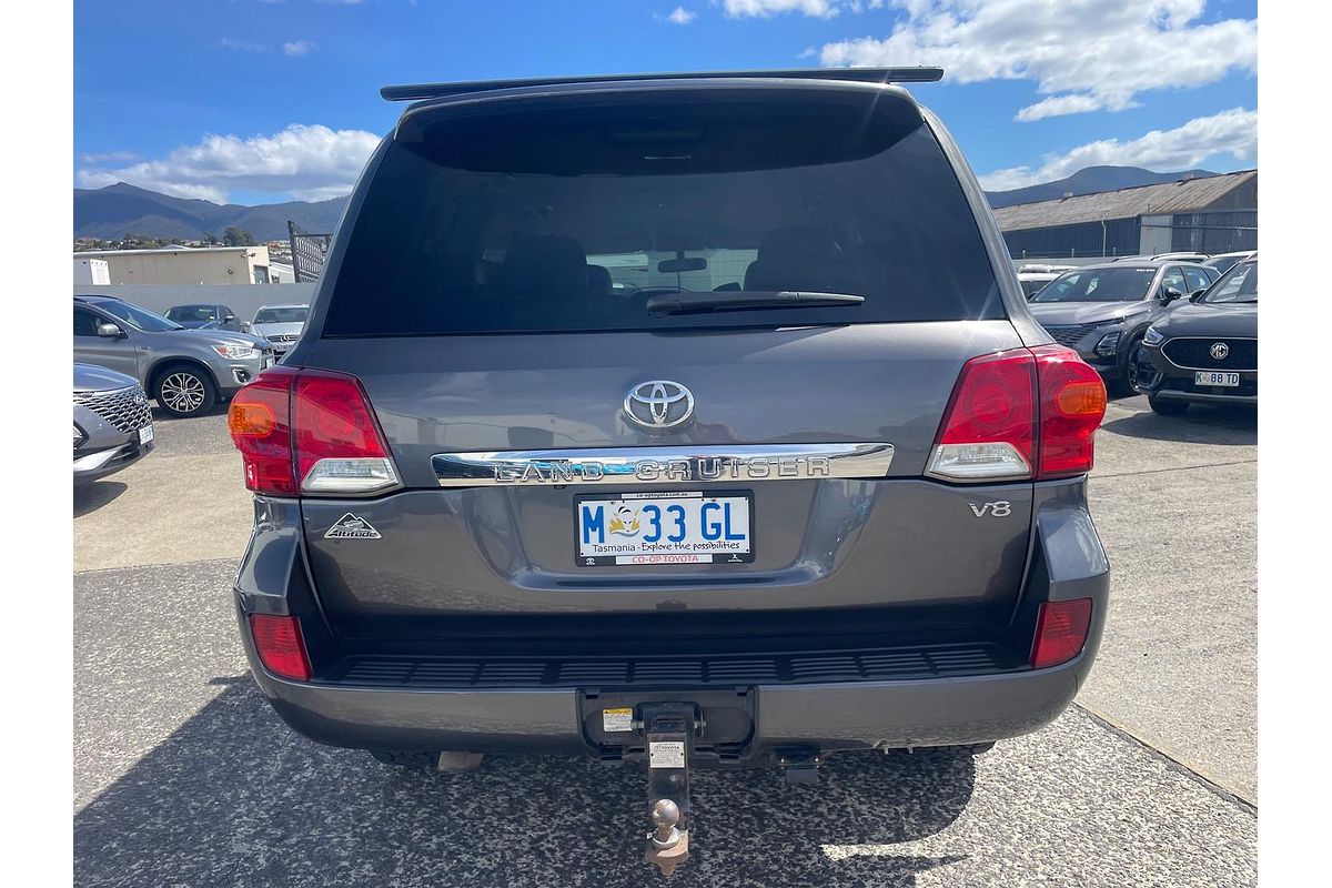 2013 Toyota Landcruiser GXL VDJ200R
