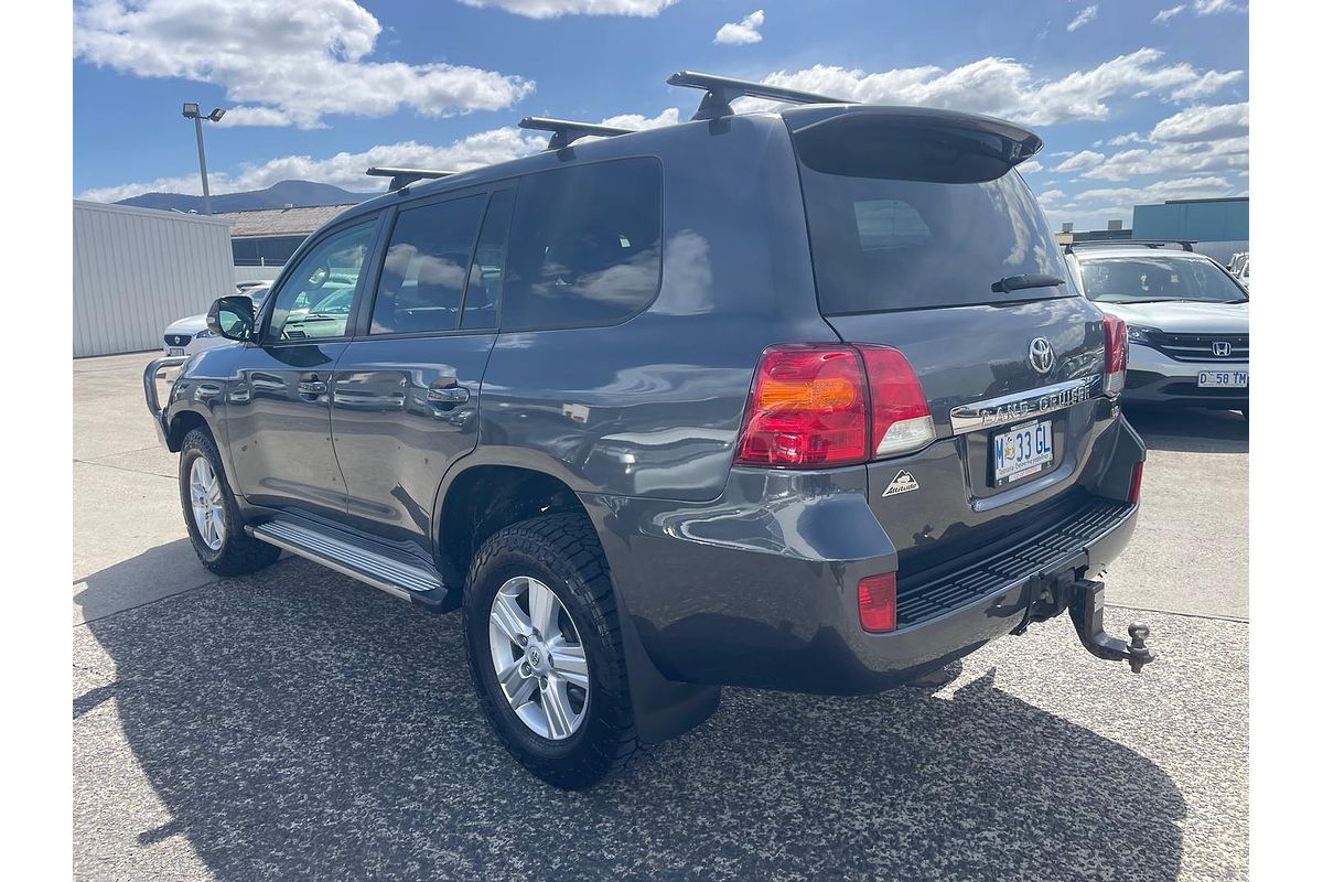 2013 Toyota Landcruiser GXL VDJ200R
