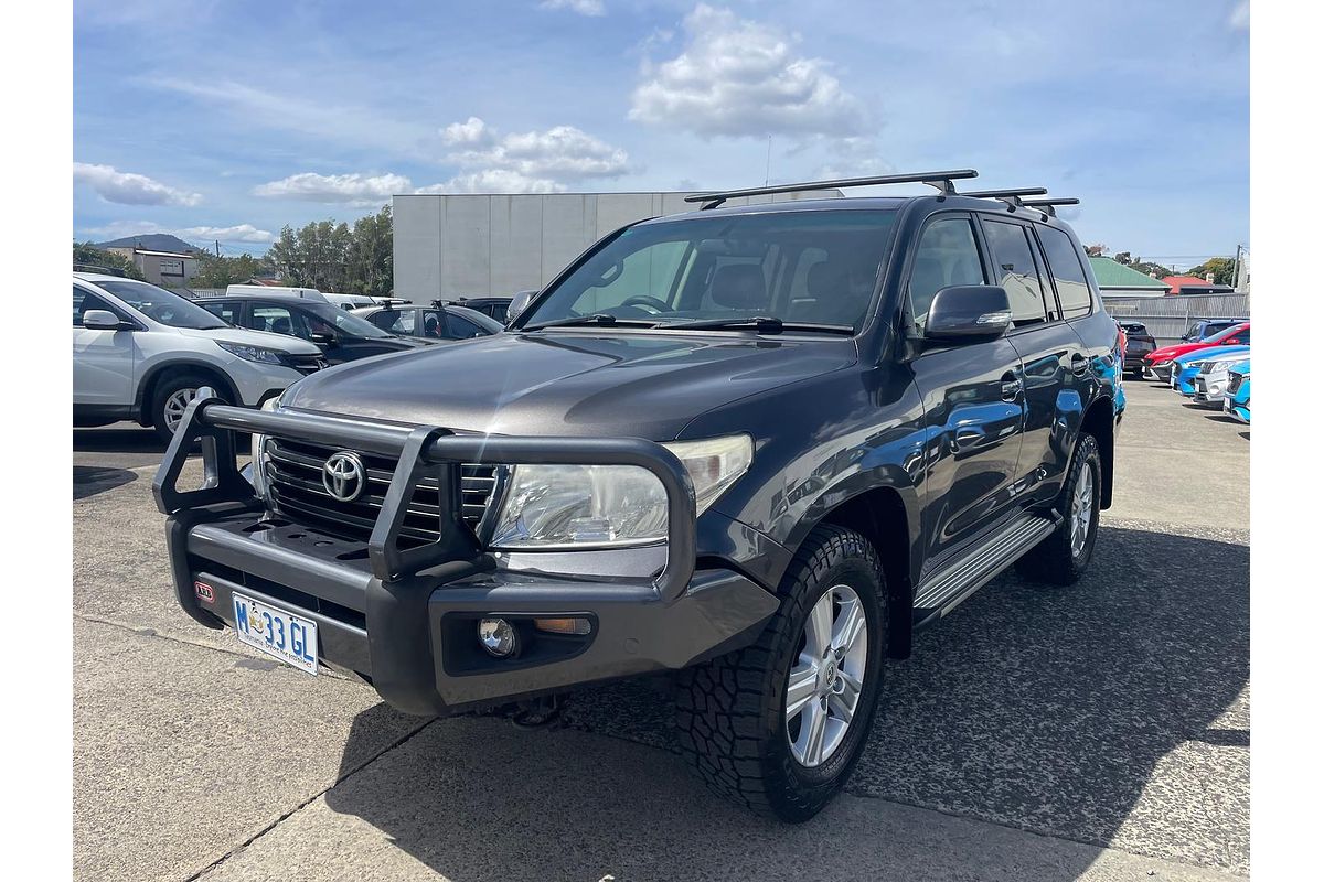 2013 Toyota Landcruiser GXL VDJ200R