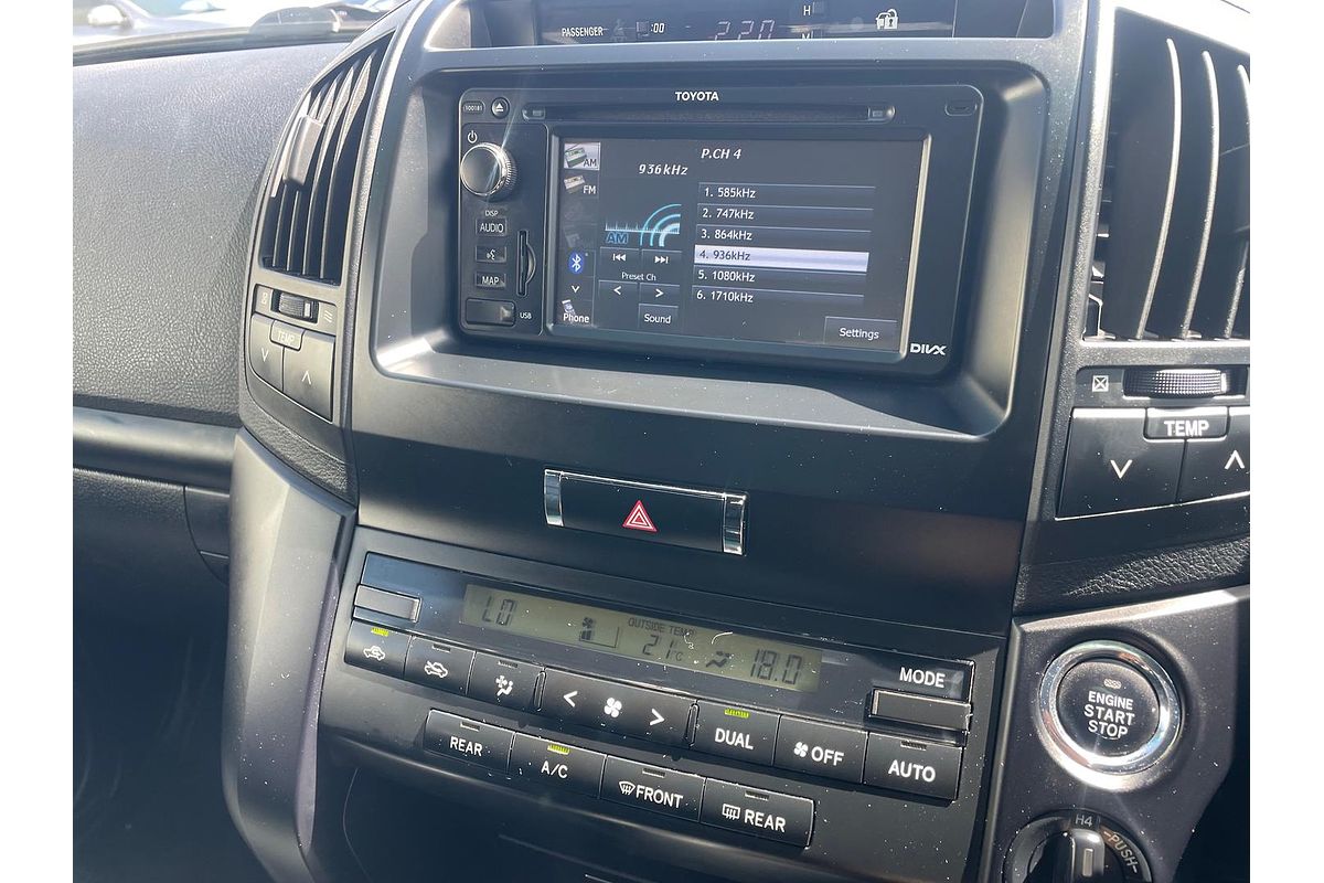 2013 Toyota Landcruiser GXL VDJ200R