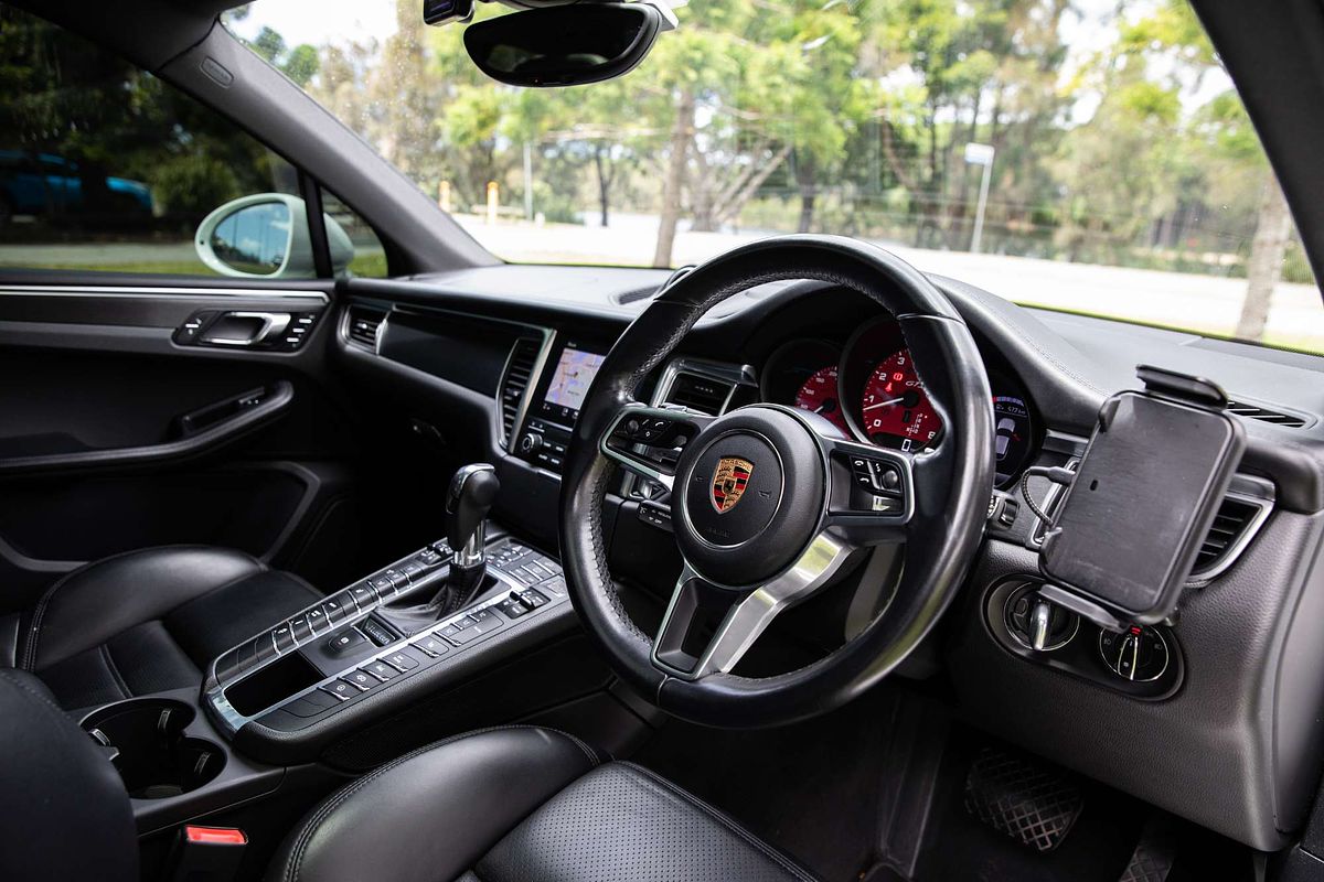 2018 Porsche Macan GTS 95B
