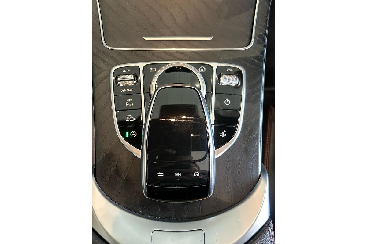 2022 Mercedes-Benz C-Class C200 C205