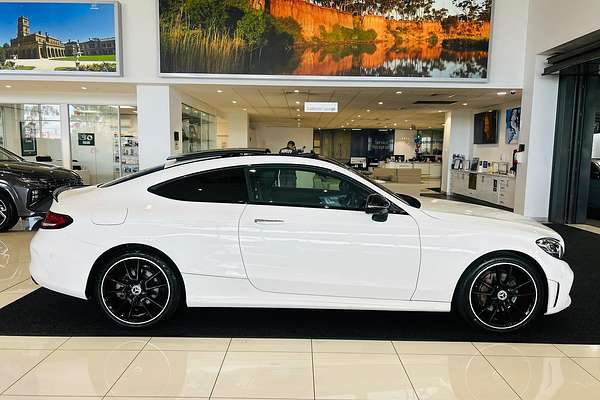 2022 Mercedes-Benz C-Class C200 C205