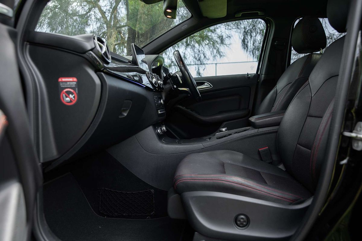 2015 Mercedes-Benz B-Class B250 W246