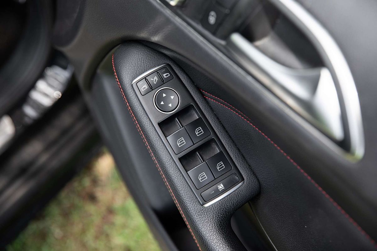 2015 Mercedes-Benz B-Class B250 W246