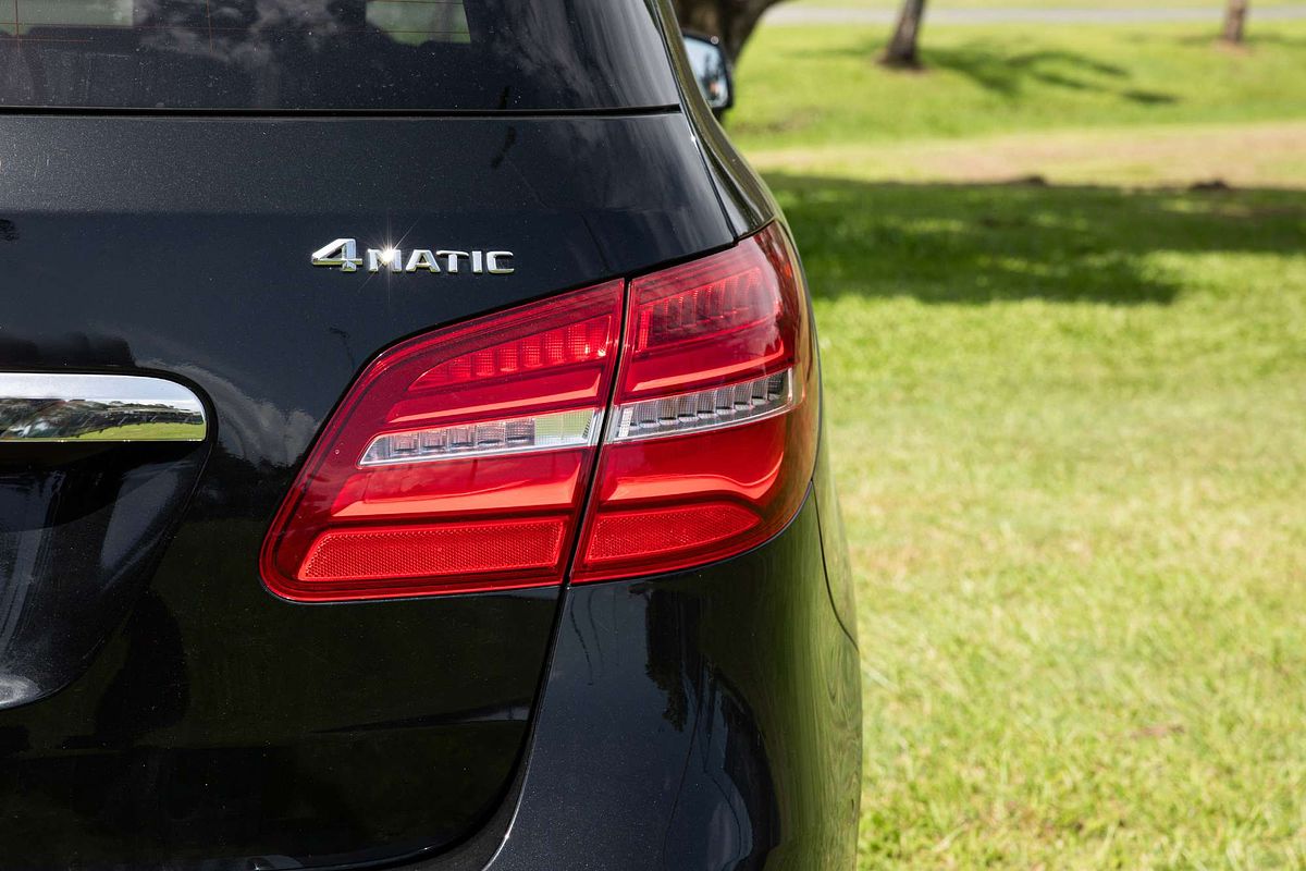 2015 Mercedes-Benz B-Class B250 W246