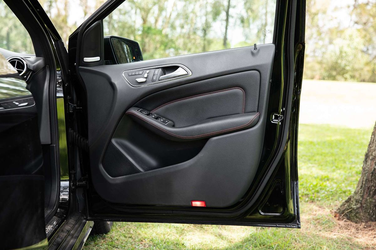 2015 Mercedes-Benz B-Class B250 W246