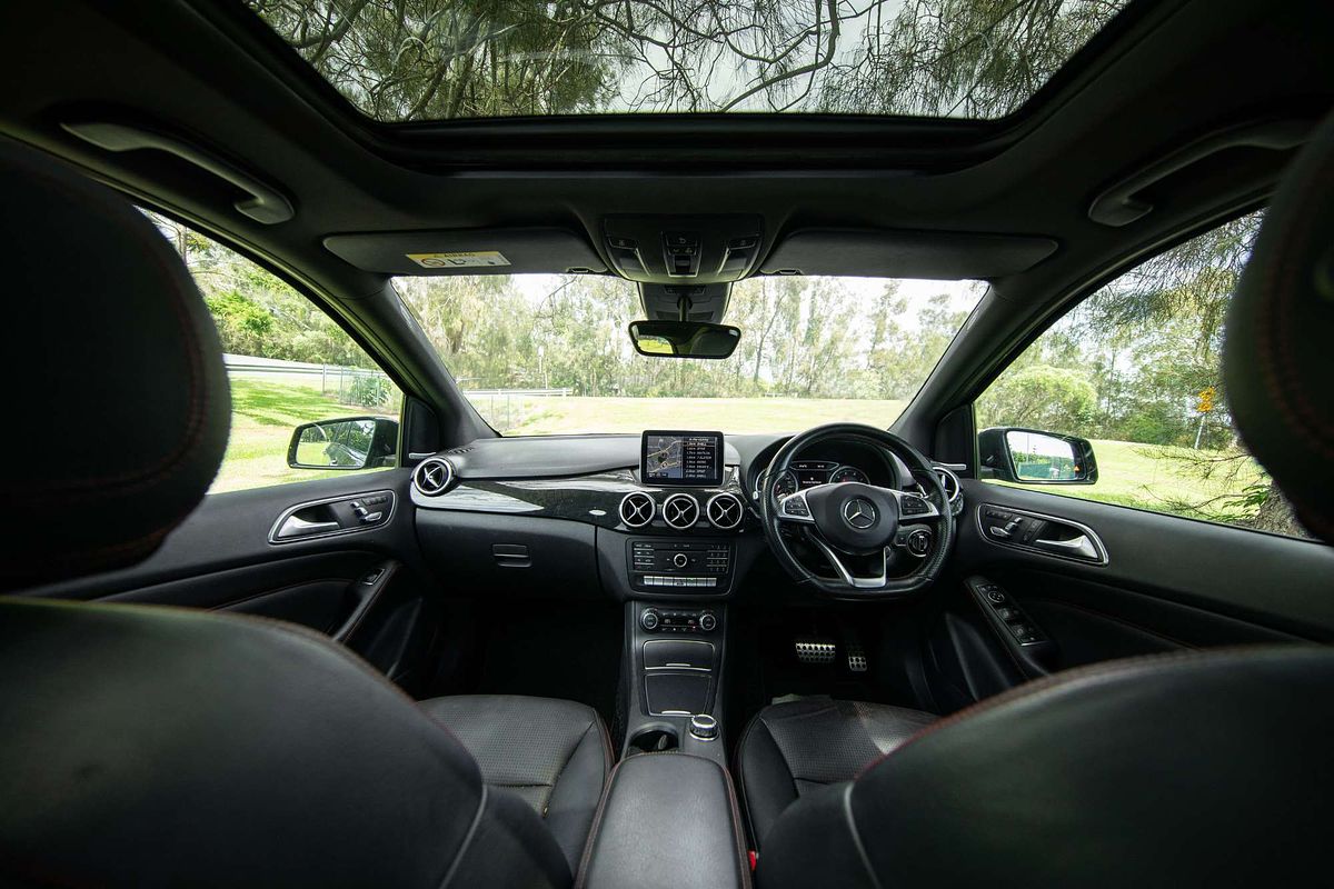 2015 Mercedes-Benz B-Class B250 W246