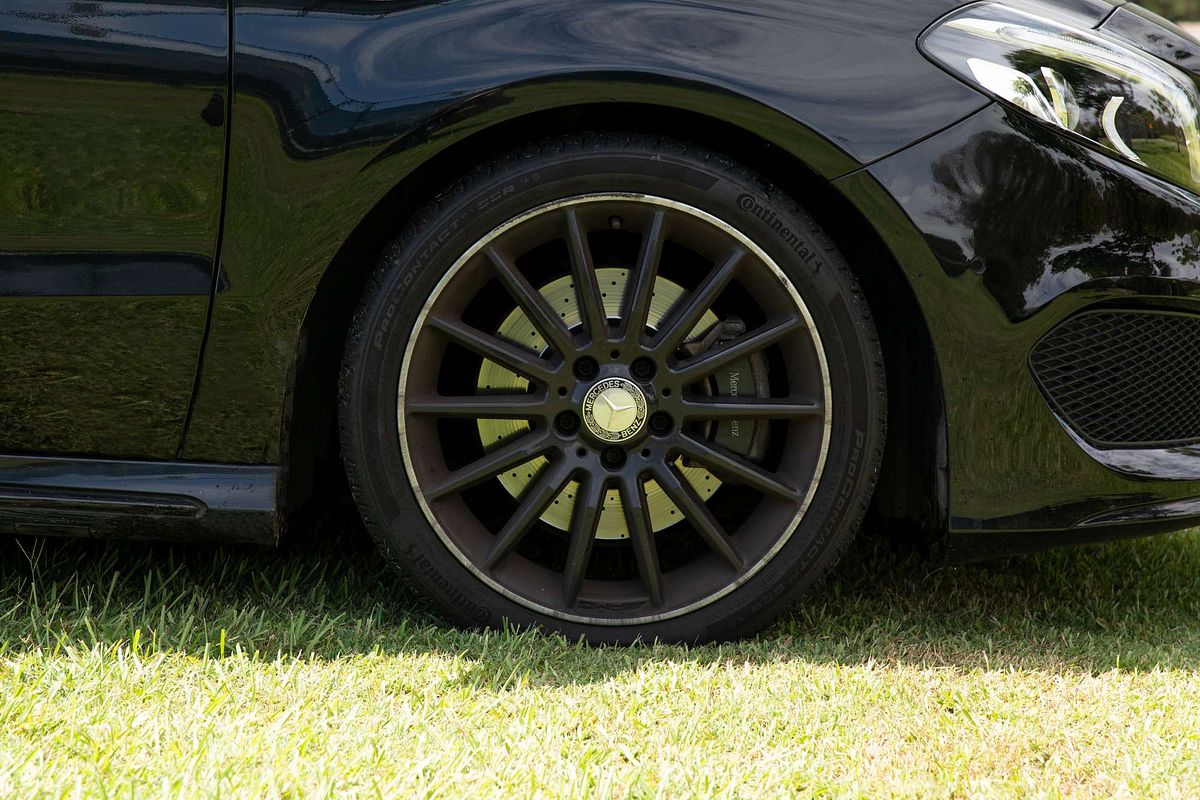 2015 Mercedes-Benz B-Class B250 W246