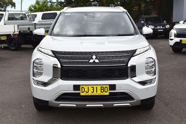 2023 Mitsubishi Outlander LS ZM