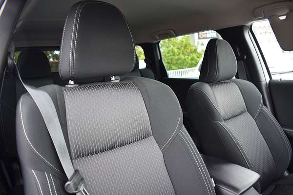 2023 Mitsubishi Outlander LS ZM