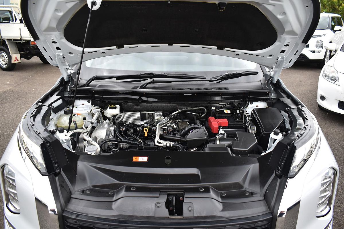 2023 Mitsubishi Outlander LS ZM