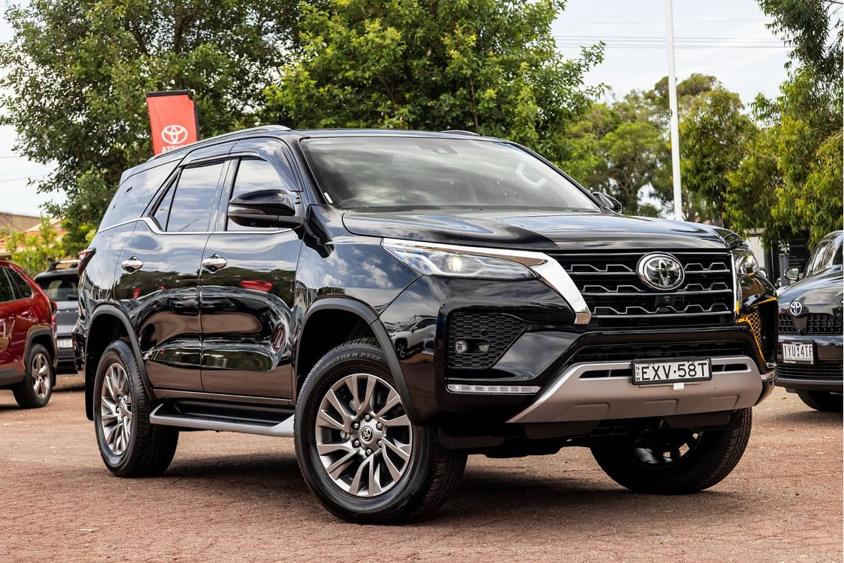 2023 Toyota Fortuner Crusade GUN156R