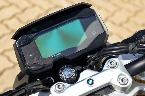 2022 BMW G 310 R G 310