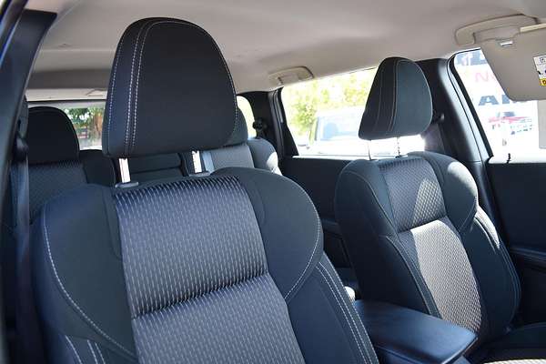2023 Mitsubishi Outlander ES ZM