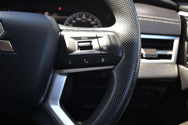 2023 Mitsubishi Outlander ES ZM