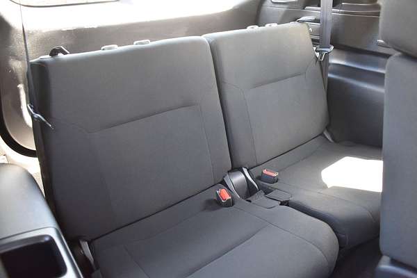 2023 Mitsubishi Outlander ES ZM