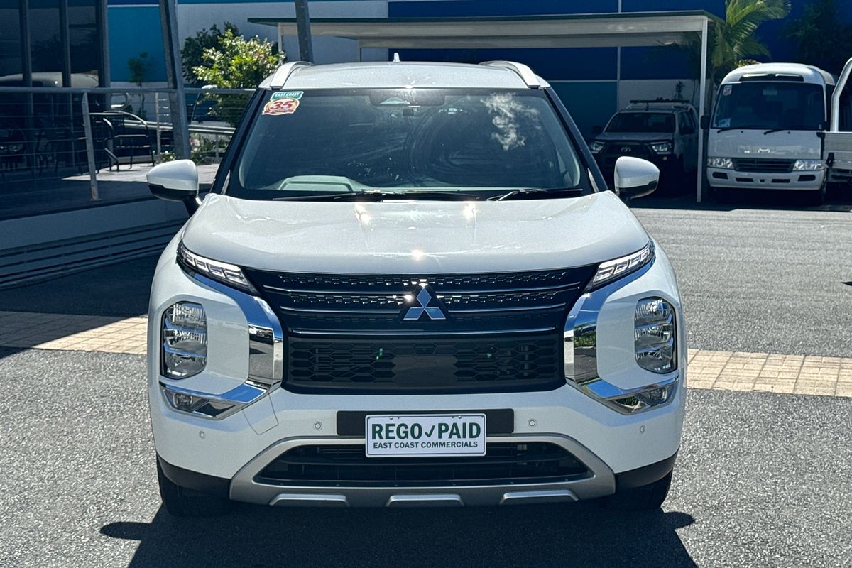2022 Mitsubishi Outlander LS ZM