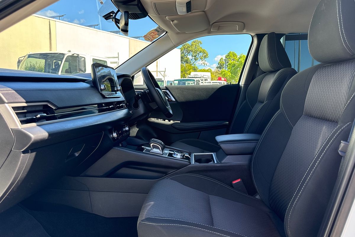 2022 Mitsubishi Outlander LS ZM