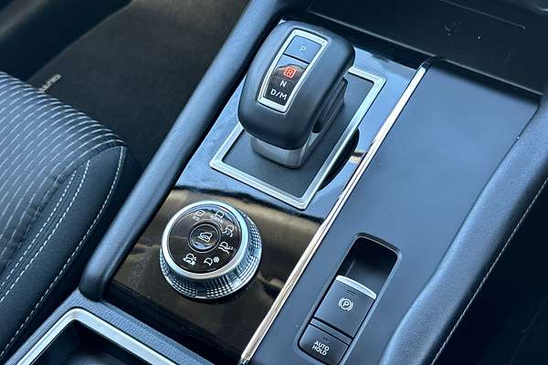 2022 Mitsubishi Outlander LS ZM