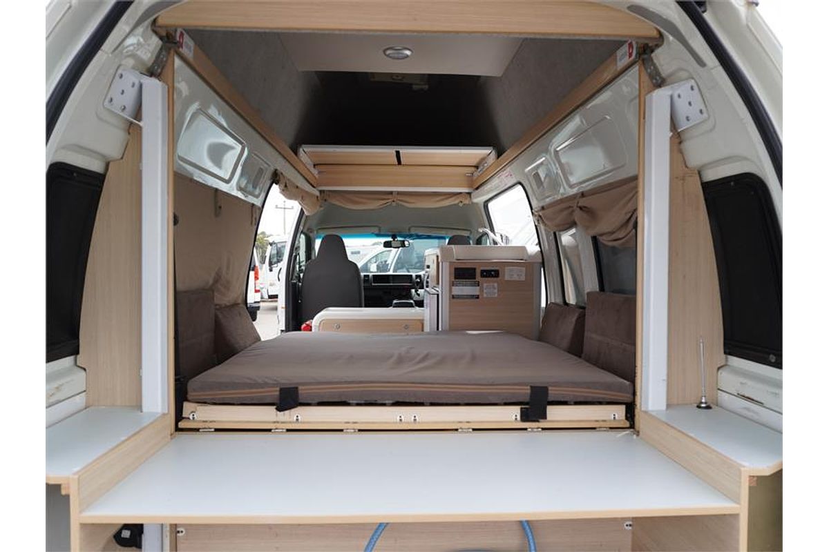 2018 Toyota Hiace TRH221R