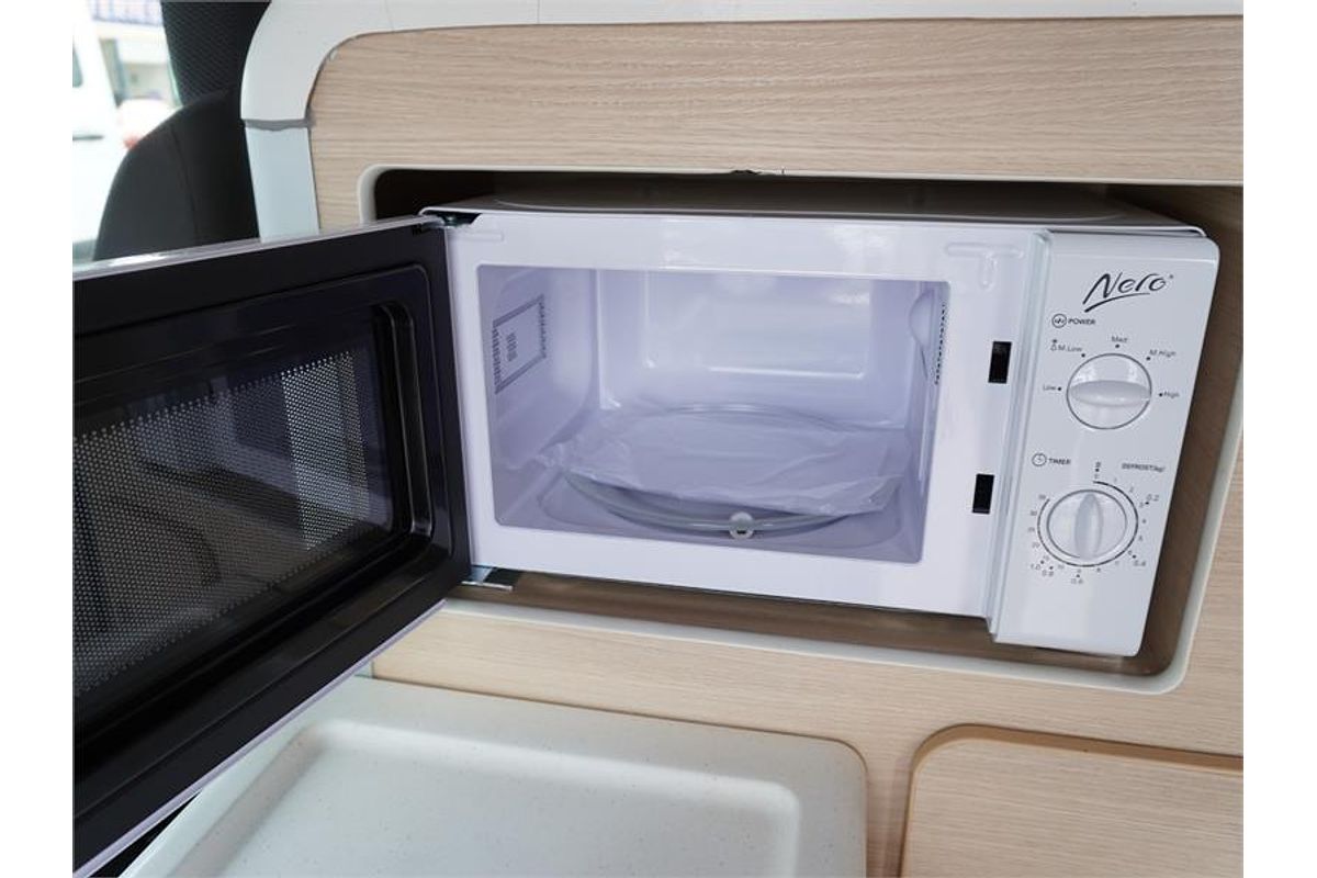 2018 Toyota Hiace TRH221R