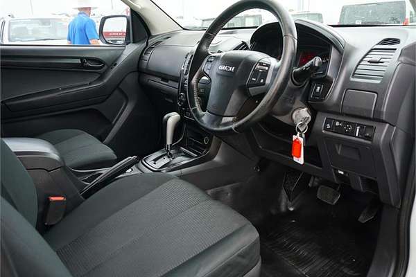2019 Isuzu D-MAX SX 4X4