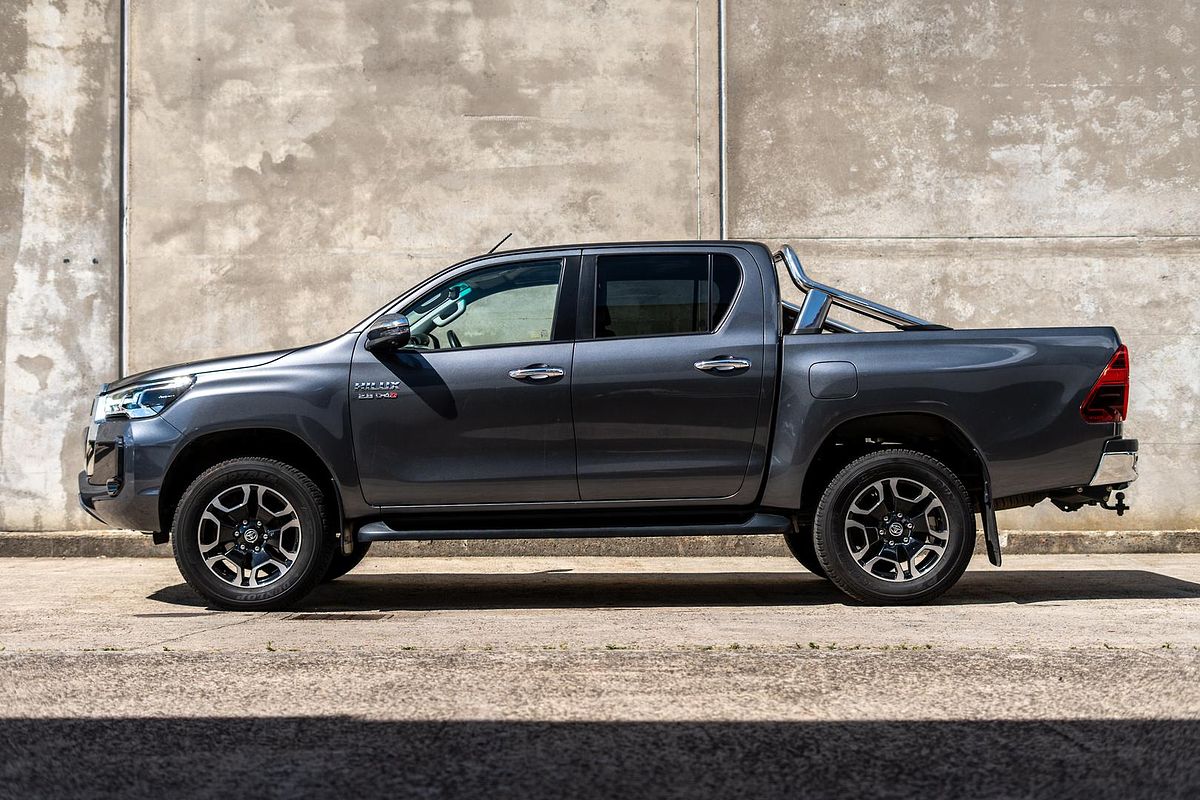 2021 Toyota Hilux SR5 GUN126R 4X4