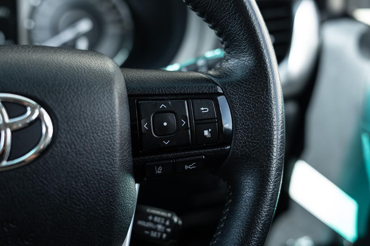 2021 Toyota Hilux SR5 GUN126R 4X4
