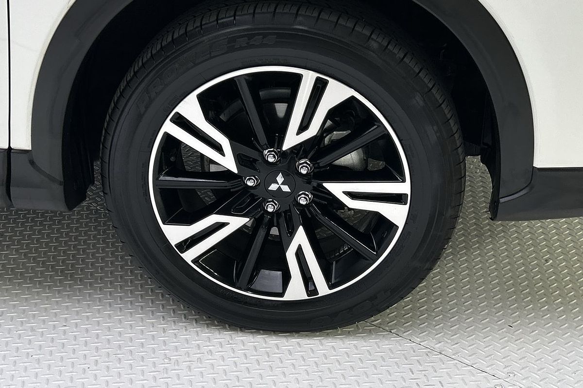 2024 Mitsubishi Eclipse Cross LS YB