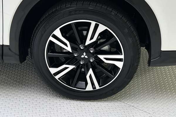 2024 Mitsubishi Eclipse Cross LS YB