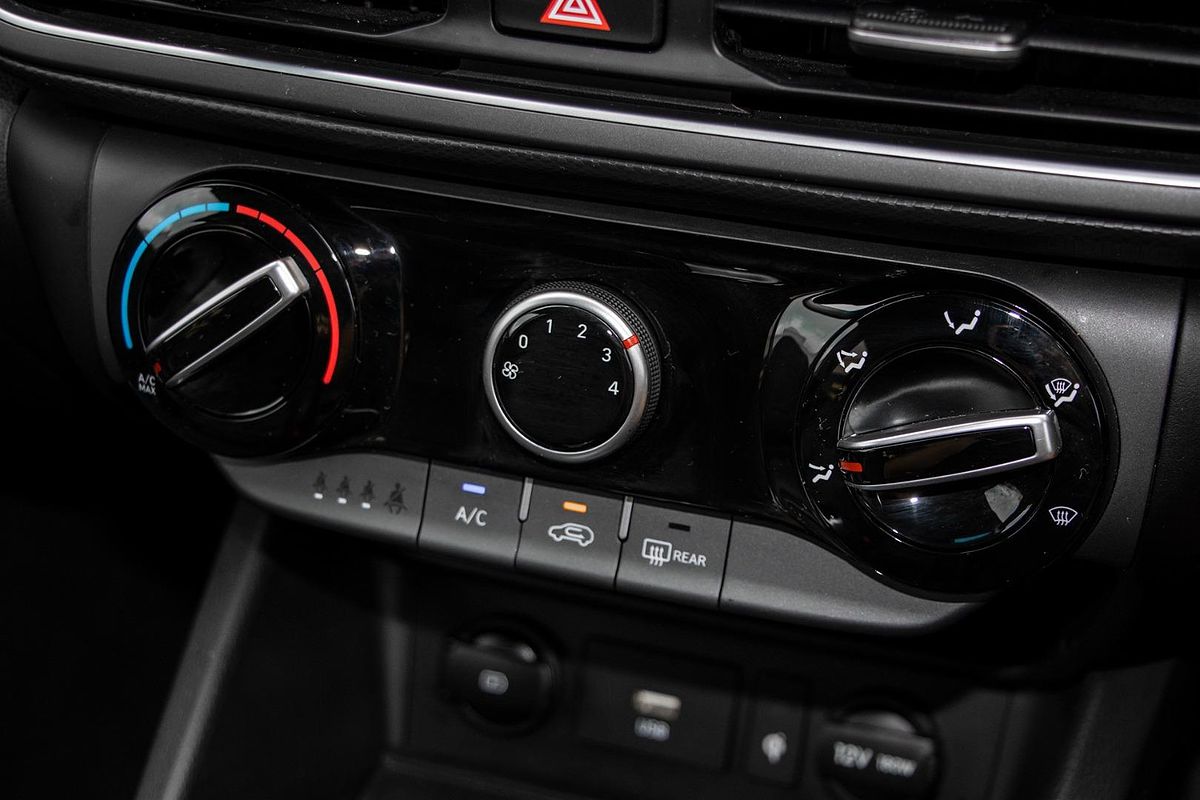 2022 Hyundai Kona Active OS.V4