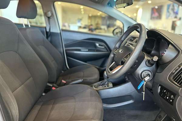 2013 Kia Rio S UB