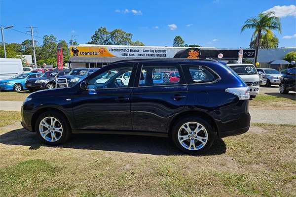 2013 Mitsubishi Outlander ES ZJ