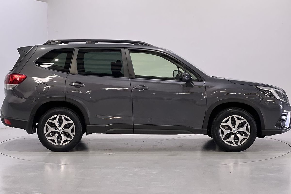 2022 Subaru Forester 2.5X S5