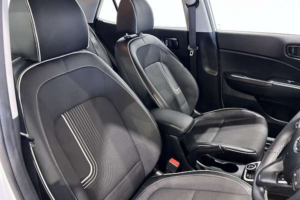2023 Hyundai Venue Active QX.V5