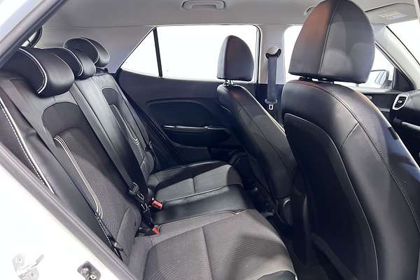 2023 Hyundai Venue Active QX.V5
