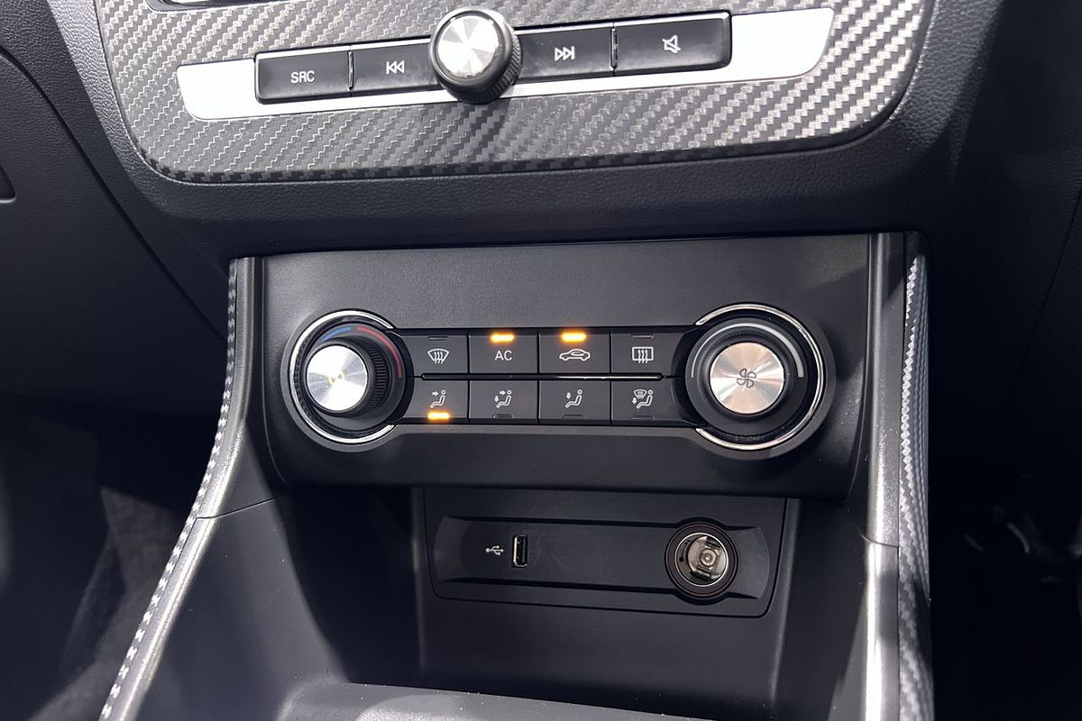 2022 MG ZS Excite AZS1