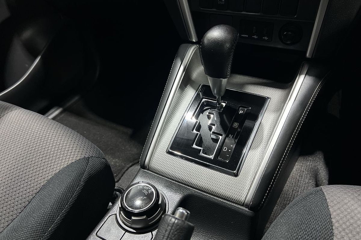 2020 Mitsubishi Triton GLX-R MR 4X4