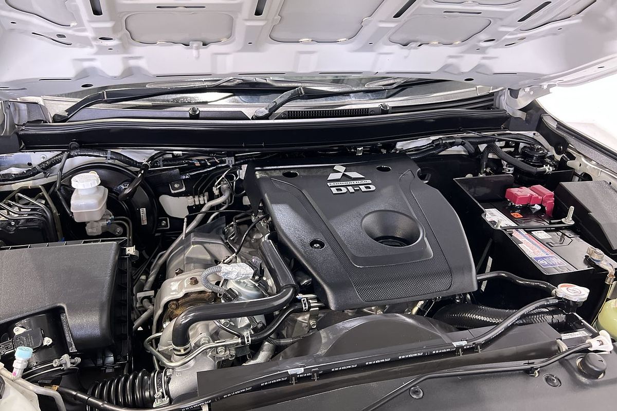 2020 Mitsubishi Triton GLX-R MR 4X4