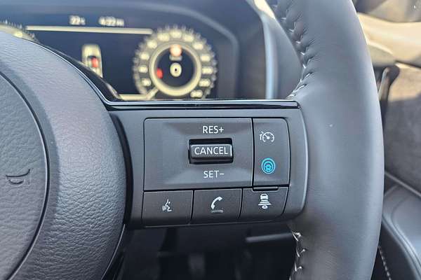 2025 Nissan QASHQAI N-DESIGN e-POWER J12