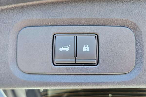 2025 Nissan QASHQAI N-DESIGN e-POWER J12