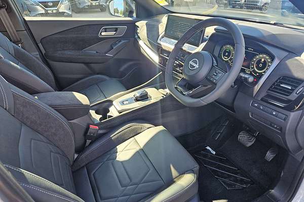 2025 Nissan QASHQAI N-DESIGN e-POWER J12